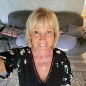 Meet your Posher, Sherry